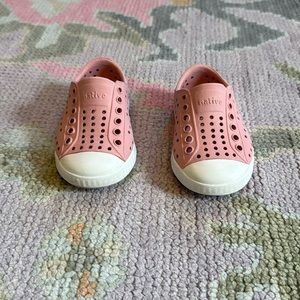 Toddler natives size 4